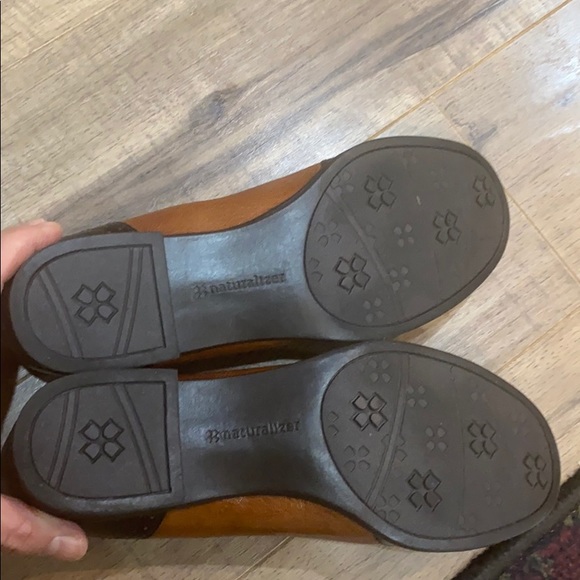 Shoes - Picture 7 of 10